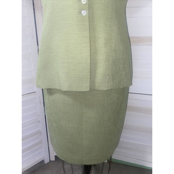 Vintage 80s/90s Dillard’s by Kasper Lime Green 2 Piece Skirt Suit Lined Size 10 - Picture 3 of 9